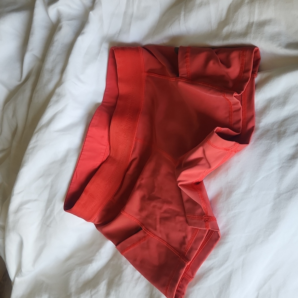 Coral 4 inch lululemon shorts